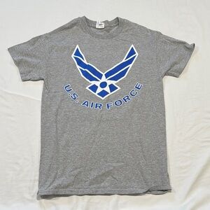 Gildan Gray Short Sleeve Tee with Bold Graphic